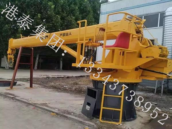福建泉州船用起重機(jī)公司12噸船用起重機(jī)造型美觀 性能優(yōu)異