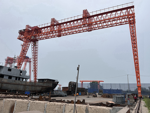 福建泉州造船門式起重機廠家造船門式起重機大跨度作業范圍