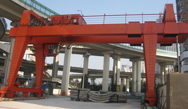 廣東茂名地鐵起重機(jī)無線操控器安全使用
